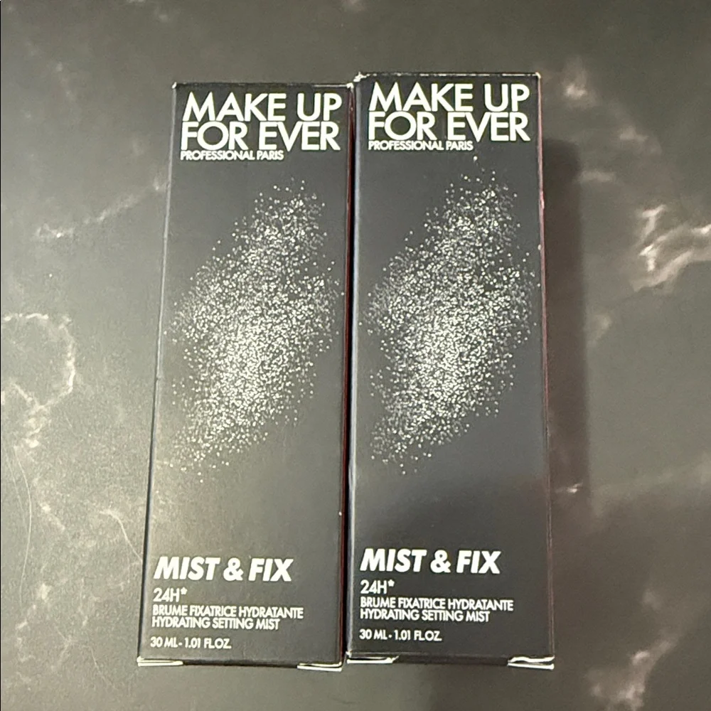 MAKE UP FOR EVER Mist & Fix 24HR Setting Spray